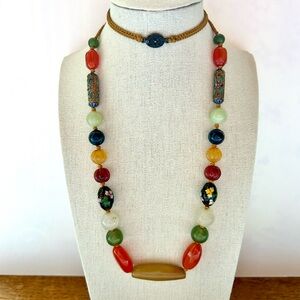 Vintage Sterling and Agate Hand-knotted Carved Stones porcelain enamel beads